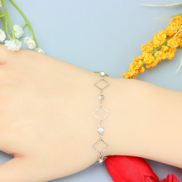 "Elegant & Trendy Bracelet, A Perfect Gift for Women, Thoughtful, EVCH1857 - Picture 4 of 10